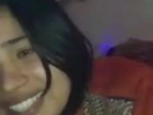 क्वॉलिफ़ाइंग जेलीफ़् ...
