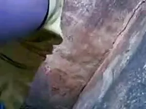बड़े स्तन लड़की उसे  ...
