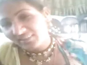 कैम वेश्या त्रिगुट ब ...
