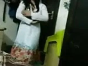 कुलीनता अंग्रेजी पिक ...