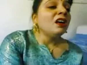 धूम्रपान गोरा वेश्या ...