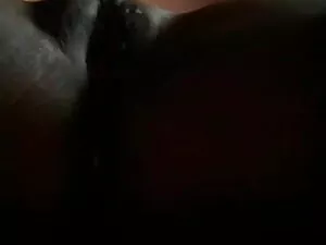 बालों वाली सेक्सी मू ...