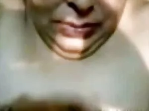 वह ध्यान का केंद्र ह ...