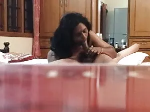 गोरा गुदा डिल्डो और  ...