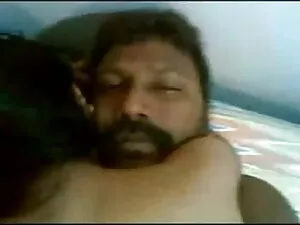हॉर्नी बेब मिल रहा ब ...