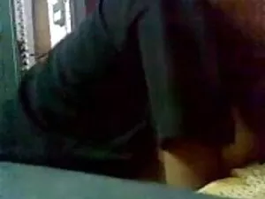 स्क्वरटिंग सेक्सी मू ...