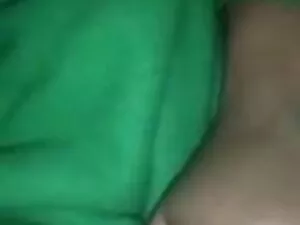 लाल नायलॉन सेक्सी मू ...
