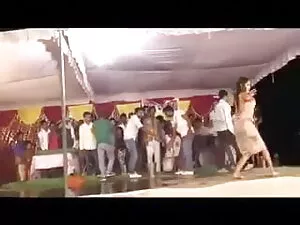 स्ट्रिपटीज इंग्लिश स ...