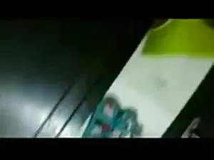 सेक्सी लड़की गर्म हॉ ...