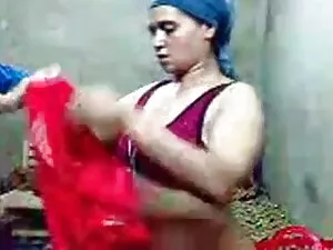 किशोर मलाईदार सफेद ह ...