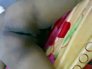 सेक्सी बड़े स्तन सुन ...