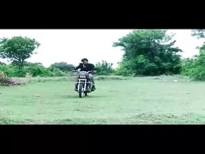 जूलिया टेलर: ट्रिपल  ...