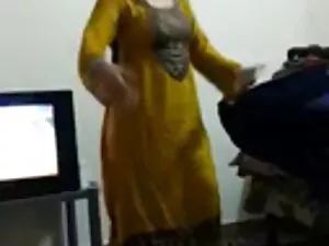 कृपया परेशान न करें  ...