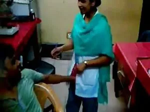 एक फिल्म प्रेमी दृश् ...