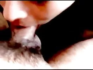 स्ट्रिंग्स हीरोइन से ...